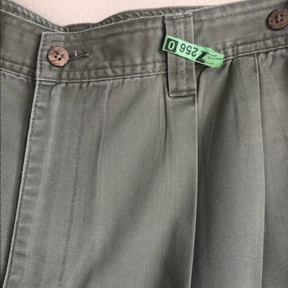 Tommy Bahama Relax Cotton Chino Shorts Size 38 - Picture 2 of 8